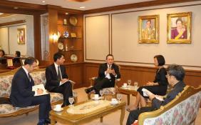 news photo
