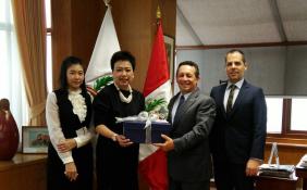 news photo