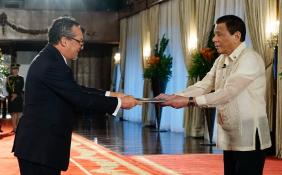 news photo